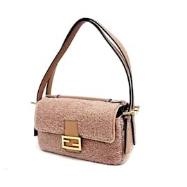 Fendi-Sac Baguette Multi en shearling Fendi-Marron