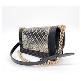 Chanel-Chanel Boy Bag Medium -Black