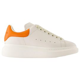 Oversize Sneakers - Alexander McQueen - Leder - Weiß/Orange Weiß