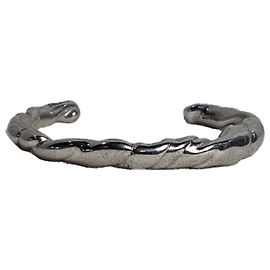 Pulseira de punho torcida Loewe em prata esterlina Prata