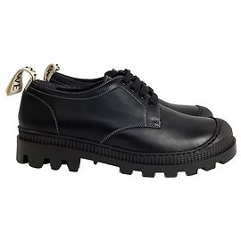 Scarpe Derby in pelle nera con logo Loewe e linguetta sul tallone Nero