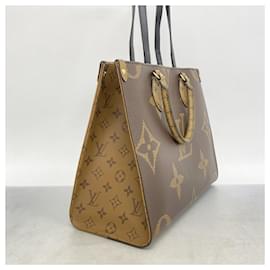 Louis Vuitton-Louis Vuitton Monogram Giant On The Go MM Tote Bag-Brown