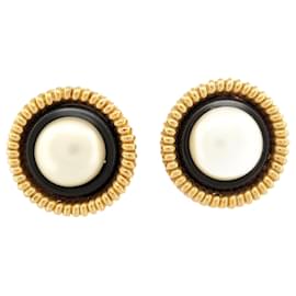 Chanel-VINTAGE CHANEL BAROQUE ROUND EARRINGS PEARLS & GOLD METAL-Golden
