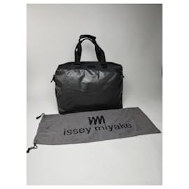 Issey Miyake-ISSEY MIYAKE Travel bags T.  Leather-Black