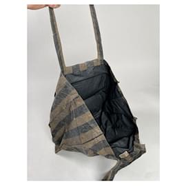 Fendi-Sacs à main FENDI T. Cuir-Noir