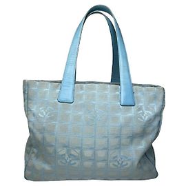 Chanel Cambon blauer Polyester-Handtasche Blau