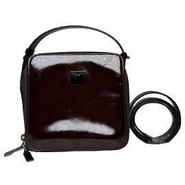 Céline Bolsa de mão de couro roxo envernizado Celine Case com aba Roxo