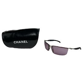 Lunettes de soleil en métal violet Chanel Violet