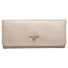 Cartera de cuero beige de Prada Beige