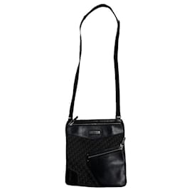 Dior-DIOR Handbags T.  Patent leather-Black
