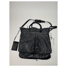 Balenciaga-BALENCIAGA Handbags T.  Leather-Navy blue