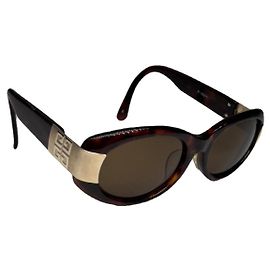Givenchy braune Kunststoffsonnenbrille Braun