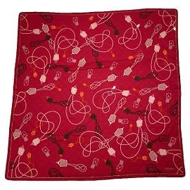 Céline Pañuelo de seda roja Celine Roja