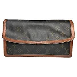 Louis Vuitton-Bolsas de mão LOUIS VUITTON T. Couro-Marrom