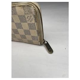 Louis Vuitton-LOUIS VUITTON Wallets T.  Leather-White