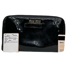 Miu Miu Black Patent Leather Wallet Black