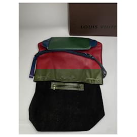 Louis Vuitton-LOUIS VUITTON Handbags T.  Leather-Multiple colors