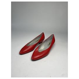 Yves Saint Laurent-YVES SAINT LAURENT Ballet flats T.EU 36 Leather-Red