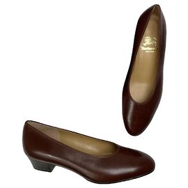 Burberry Brown Leather Flat Brown
