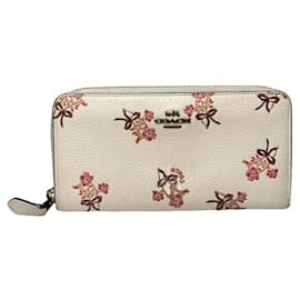 Coach White Leather Wallet White