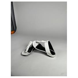 Balenciaga-BALENCIAGA Sandals T.EU 38 Patent leather-White