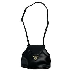 Givenchy Whip schwarze Lederhandtasche Schwarz