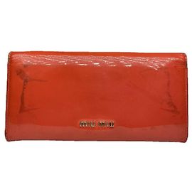 Miu Miu orange lackleder Geldbörse Orange