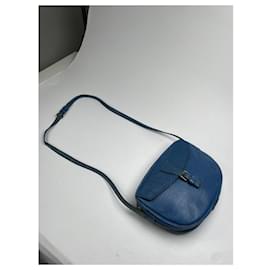 Louis Vuitton-LOUIS VUITTON Handbags T.  Leather-Blue