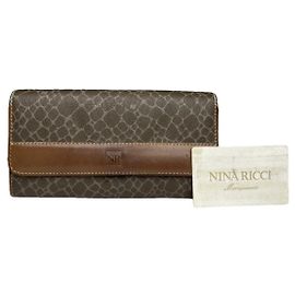 Portafoglio in pelle marrone Nina Ricci Marrone