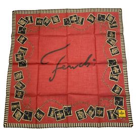 Fendi Roma Seidentuch Rot mit Postkarten Motiv Rot