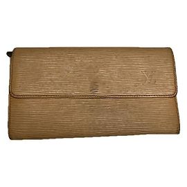 Cartera de cuero Ecru Louise de Louis Vuitton Crudo