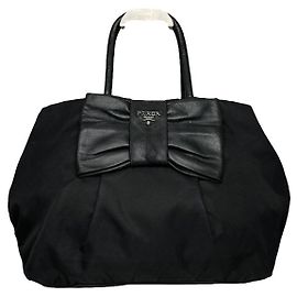Sac à main en polyester noir Prada Re-Edition 2005 avec zip Noir