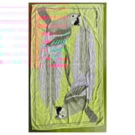 Hermès-Hermès bath towel 'Parrot'-Multiple colors