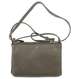 Céline Bolsa transversal Celine Small Trio em couro de cordeiro oliva Verde Verde oliva