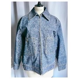 Chanel-CHANEL Denim Jacket Camellia Almost new condition Size 36 SOLD OUT-Blue
