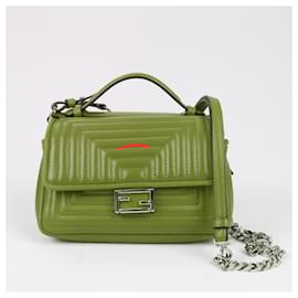Fendi-Sac à bandoulière en cuir FENDI Double Micro Baguette avec chaîne en rouge 8M0371-Rouge