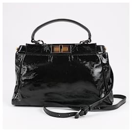 Fendi-Sac à main Fendi Peekaboo en cuir verni 2Way en noir 8BN211-Noir