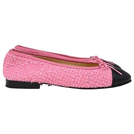 Bailarinas de punta cap en tweed de algodón con lazo CC de Chanel Rosa