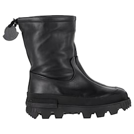 Second hand Moncler Ankle boots - Joli Closet