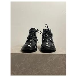 Saint Laurent-SAINT LAURENT Ankle boots T.EU 38.5 Leather-Black