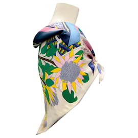 Hermès-Hermes Ivory / Blue / Pink Multi Les Tresors d'Un Artiste Square Silk Twill Scarf-Multiple colors