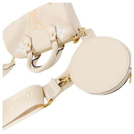 Louis Vuitton-Louis Vuitton Papillon-Cream