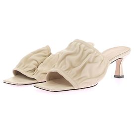 WANDLER Mules e tamancos T.EU 39 Couro Cru