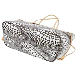 Louis Vuitton-Louis Vuitton Neverfull MM-White