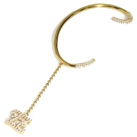 Fendi-Fendi Gold Metal Earcuff Earrings-Golden