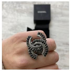 Chanel-Chanel 14A Paris-Dallas Large Stone CC Ring Size US 6-Silvery