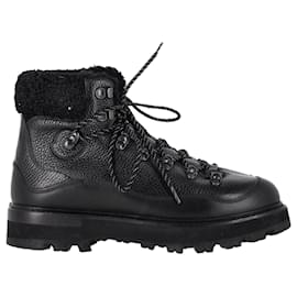 Second hand Moncler Ankle boots - Joli Closet Second hand Moncler Ankle boots - Joli Closet