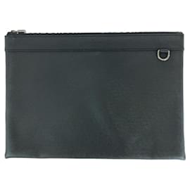 Louis Vuitton-Louis Vuitton Taiga Pochette Apollo Clutch Bag-Black