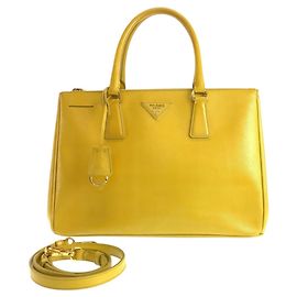 Sac à main en cuir jaune Saffiano Galleria de Prada Jaune