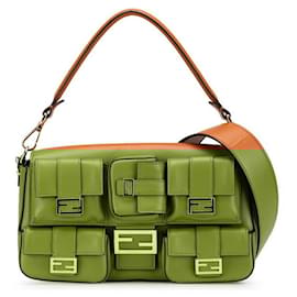 Fendi-Fendi Leather Multi-Pocket Baguette Handbag-Brown